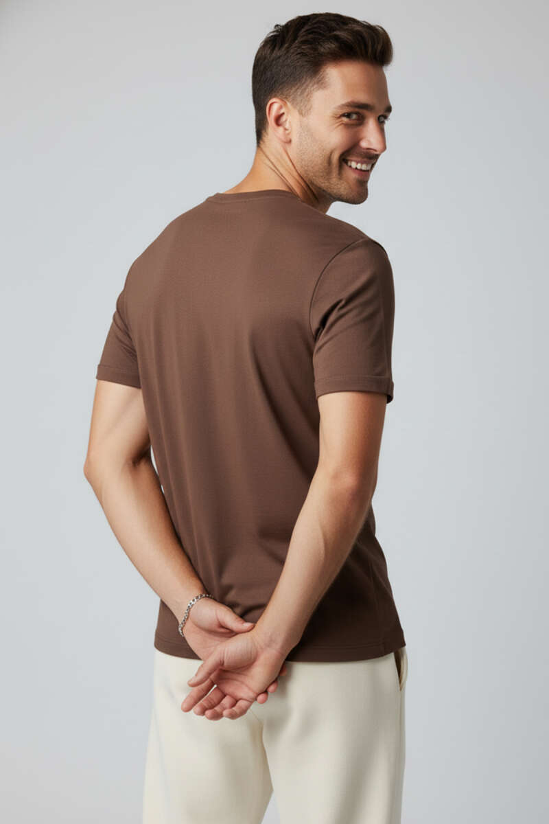 Kol Katlı Basic Erkek T-shirt