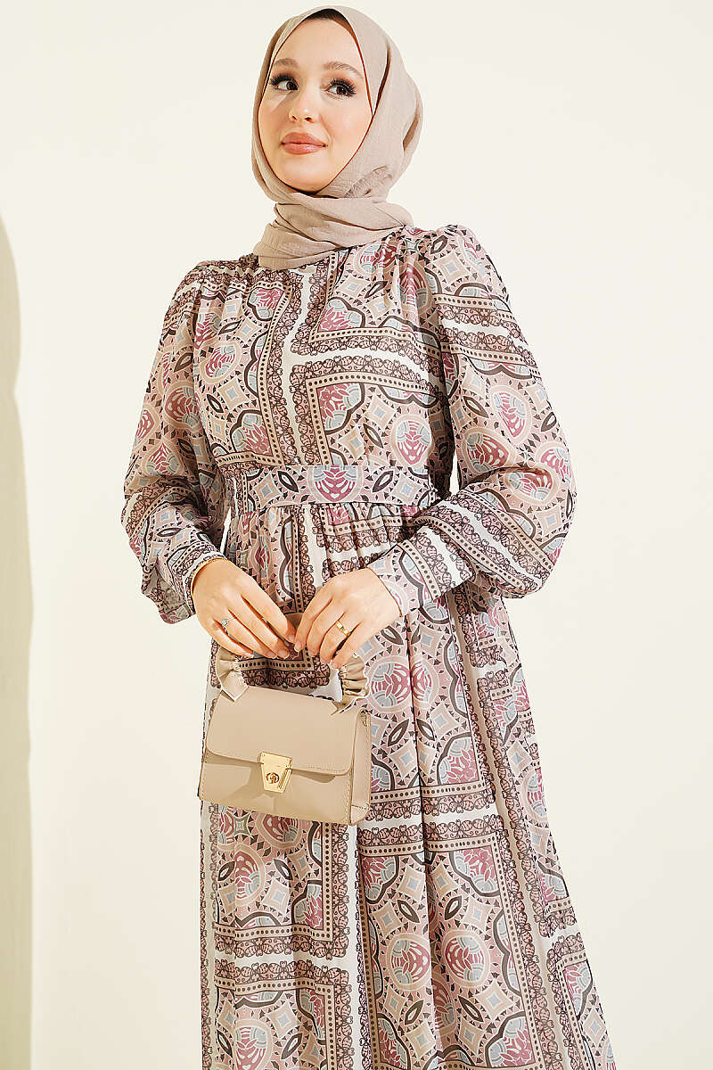 https://cdn.pazarium.com.tr/kol-mansetli-desenli-sifon-elbise-pudra-815364-20-B.jpg