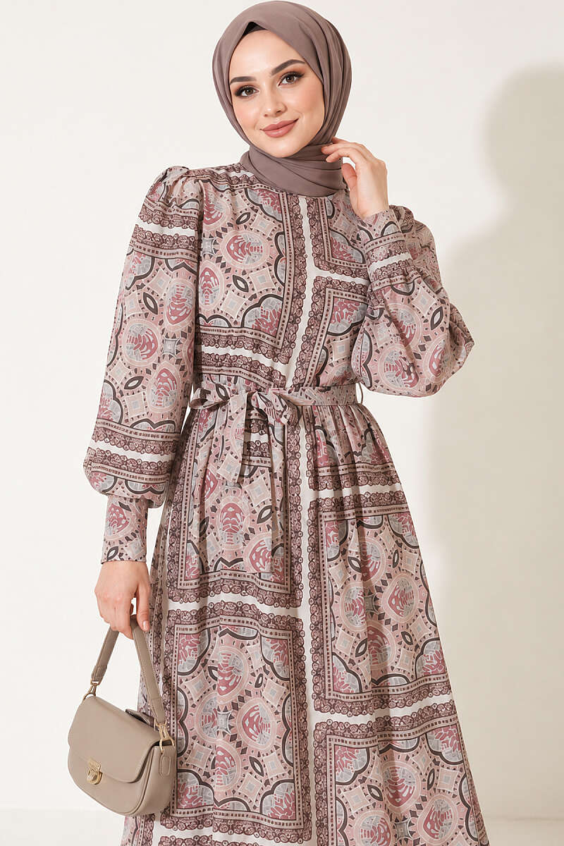 https://cdn.pazarium.com.tr/kol-mansetli-desenli-sifon-elbise-pudra-835666-20-B.jpg