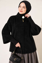 https://cdn.pazarium.com.tr/kol-ribanali-fermuarli-angora-hirka-siyah-842093-20-B.jpg