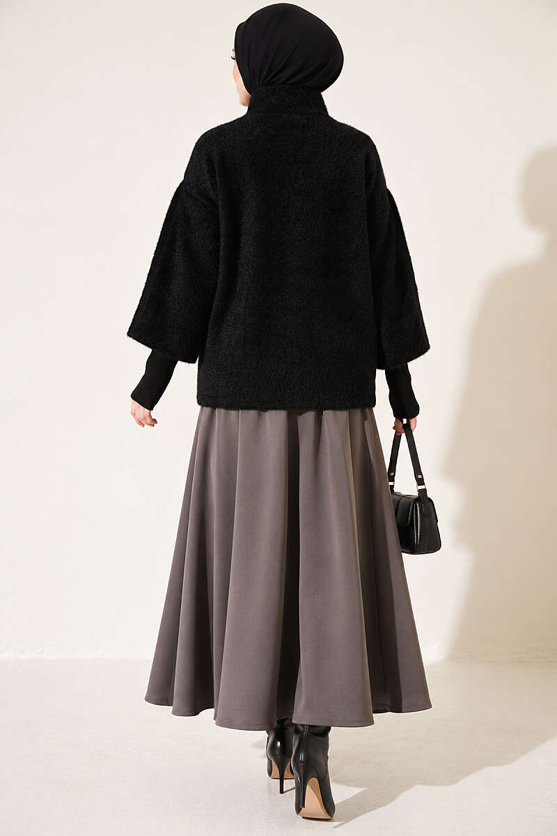 https://cdn.pazarium.com.tr/kol-ribanali-fermuarli-angora-hirka-siyah-842095-20-B.jpg