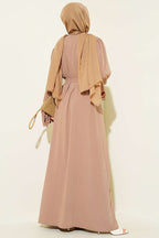 Kolları Çiçek Nakışlı Abaya