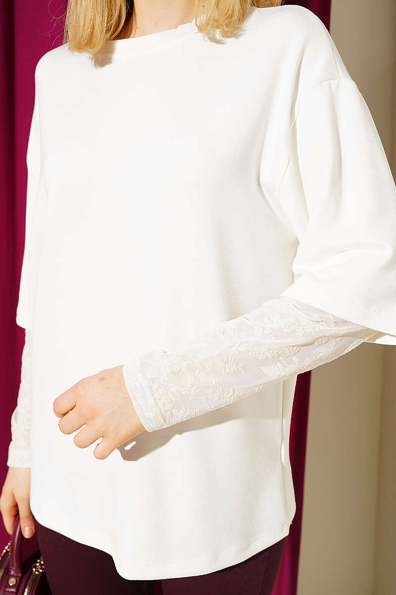 Kolları Dantel Garnili T-shirt