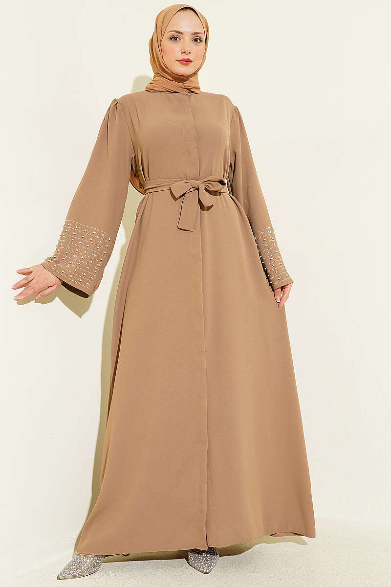 https://cdn.pazarium.com.tr/kollari-inci-suslemeli-abaya-latte-799169-19-B.jpg
