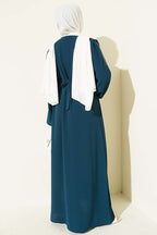 https://cdn.pazarium.com.tr/kollari-pul-nakisli-krep-abaya-zumrut-806724-19-B.jpg