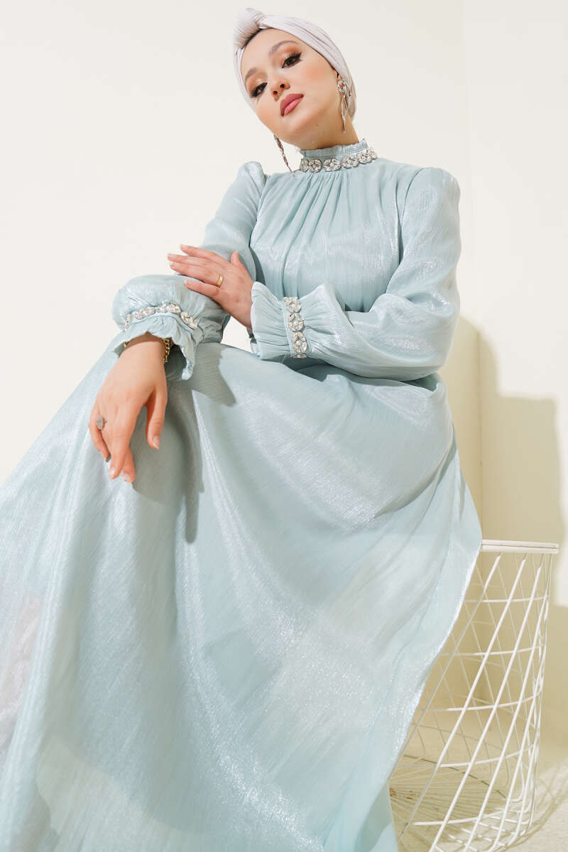 Kristal Taşlı Şifon Elbise