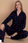 Kruvaze Yaka Çilek Baskılı Pijama Takımı Lacivert