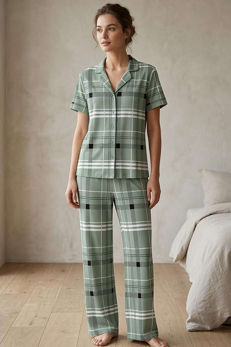 https://cdn.pazarium.com.tr/kruvaze-yaka-cizgili-pijama-takimi-cagla-yesili-784300-19-B.jpg