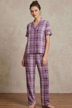 https://cdn.pazarium.com.tr/kruvaze-yaka-cizgili-pijama-takimi-lila-784296-19-B.jpg