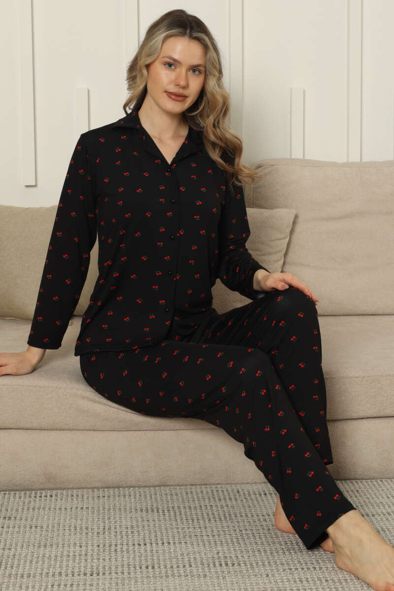 Kruvaze Yaka Kiraz Nakışlı Pijama Takımı Siyah