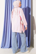 https://cdn.pazarium.com.tr/kurdele-detayli-bisiklet-yaka-tunik-pembe-809065-20-B.jpg