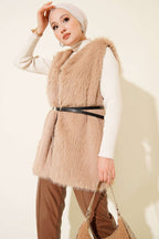 https://cdn.pazarium.com.tr/kurklu-kemerli-yelek-camel-691742-16-B.jpg