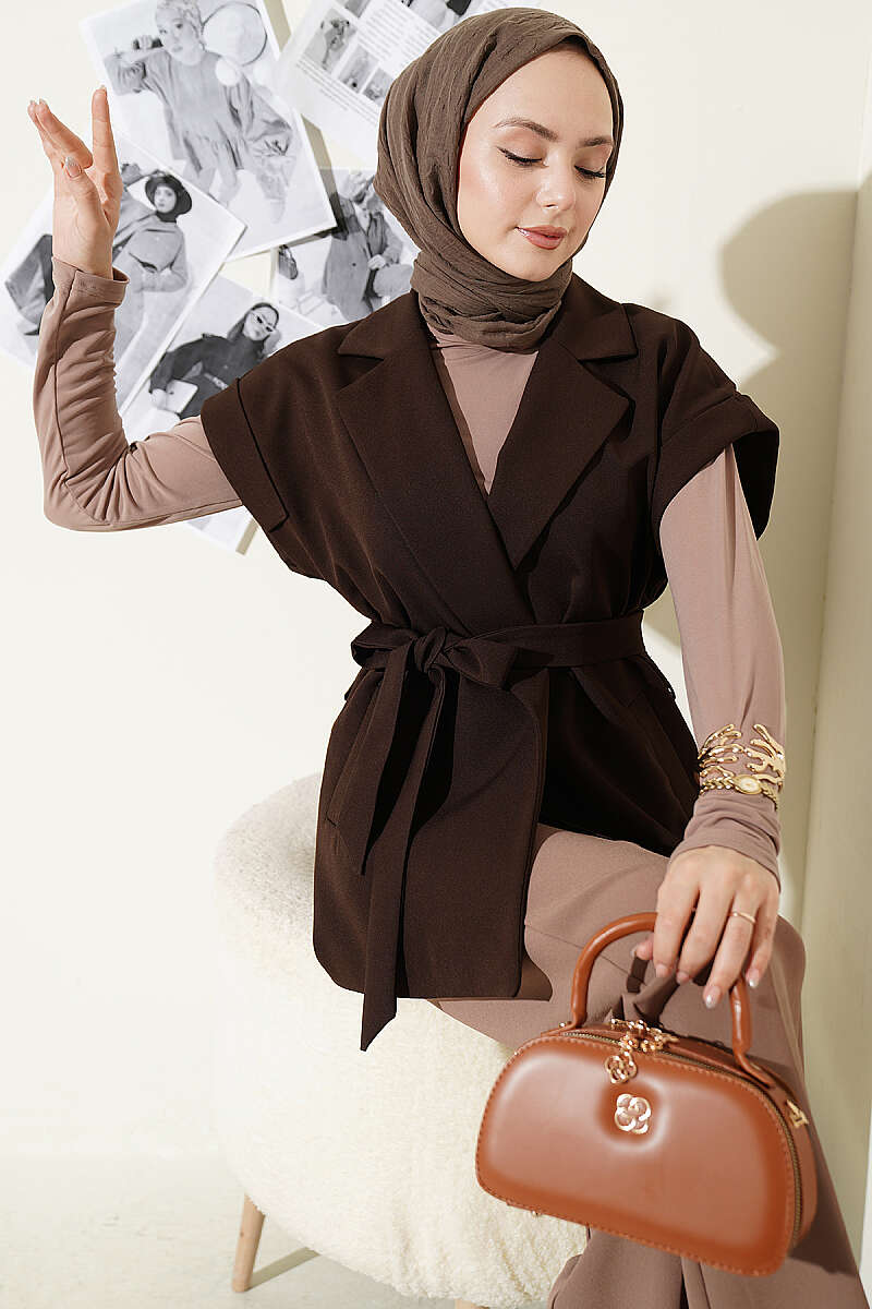 https://cdn.pazarium.com.tr/kusakli-blazer-yelek-kahve-762628-18-B.jpg
