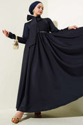 Garniertes Mevlana-Kleid mit Gürtel