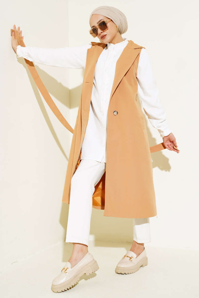 https://cdn.pazarium.com.tr/kusakli-sifir-kol-trenckot-camel-539324-12-B.jpg