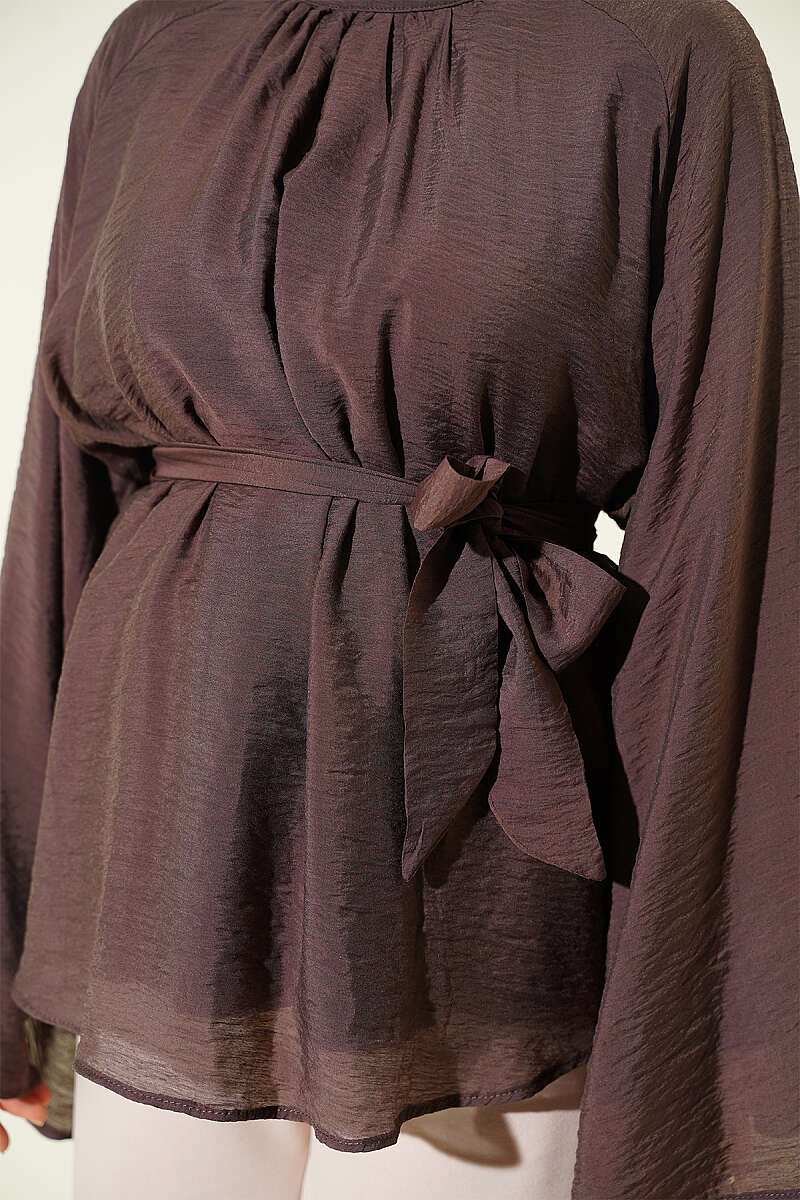 https://cdn.pazarium.com.tr/kusakli-sifon-yarasa-kol-tunik-aci-kahve-812200-20-B.jpg