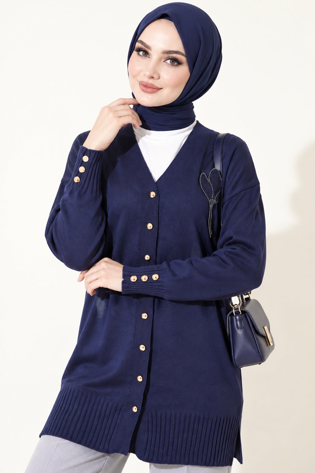 Polyelit Embroidered Knit Cardigan Gray