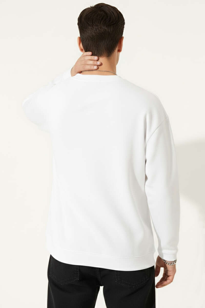 https://cdn.pazarium.com.tr/lazer-kesim-uzun-kollu-sweatshirt-beyaz-688455-16-B.jpg