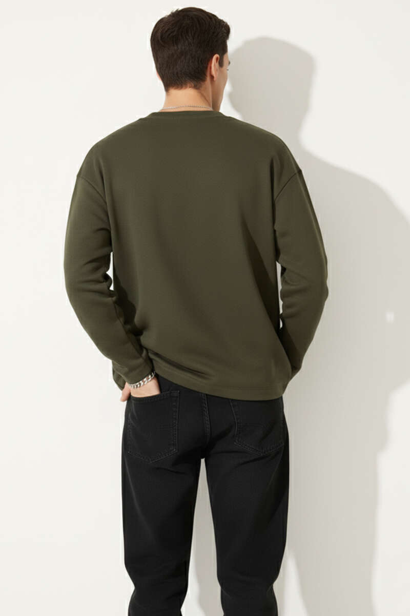 https://cdn.pazarium.com.tr/lazer-kesim-uzun-kollu-sweatshirt-haki-688458-16-B.jpg