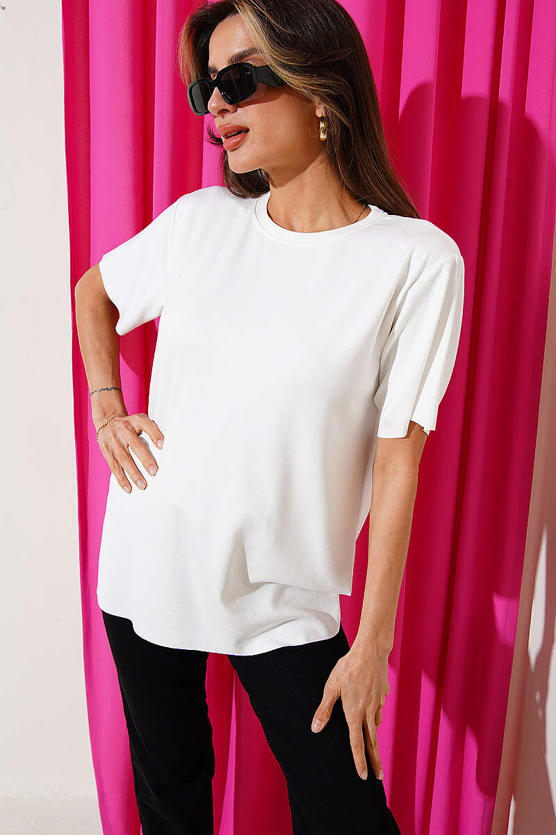 Lazer Kesimli Basic  T-shirt