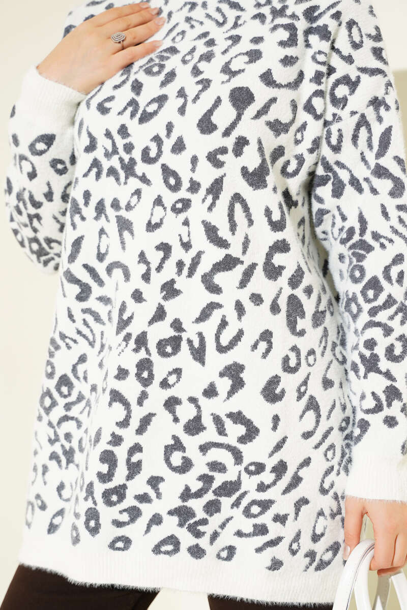 Leopar Desen Detaylı Sakallı Kazak