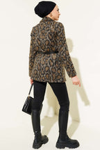 https://cdn.pazarium.com.tr/leopar-desen-kemerli-blazer-ceket-taba-574507-13-B.jpg