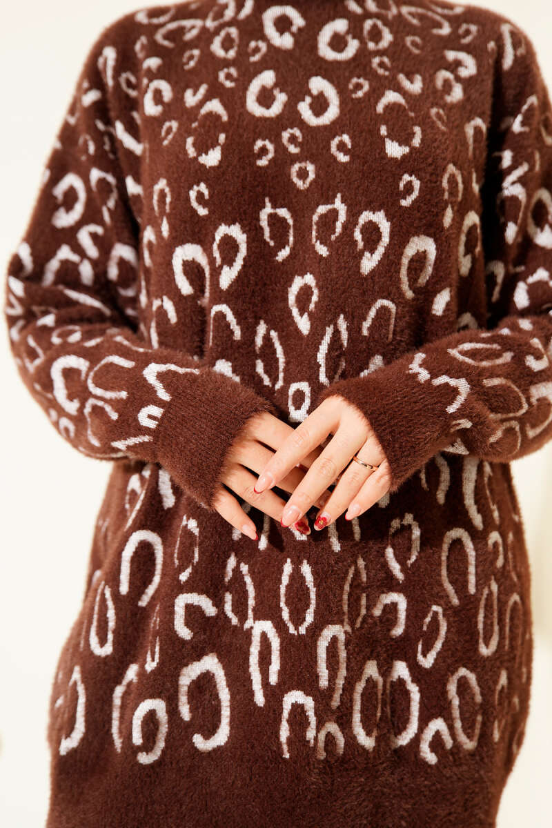 Leopar Desenli Sakallı Tunik