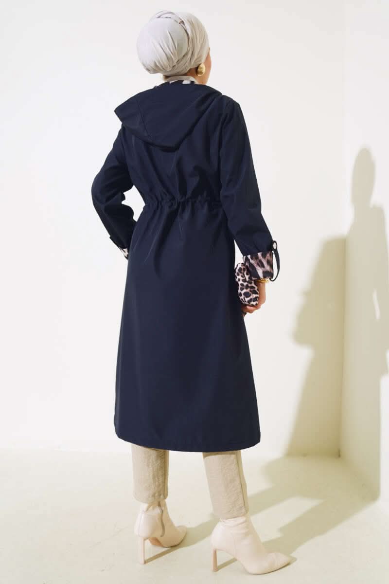 Leopar Detaylı Bel Tünelli Trençkot