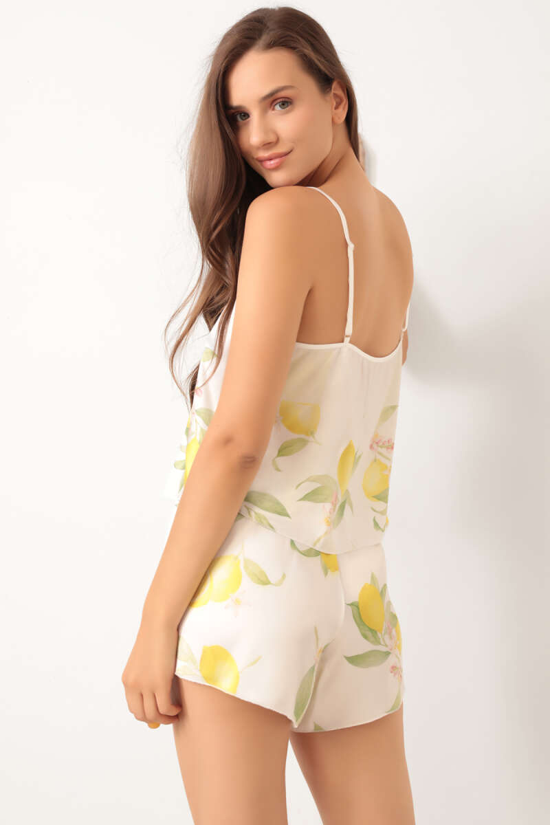 https://cdn.pazarium.com.tr/limon-desen-askili-saten-pijama-takimi-beyaz-538365-12-B.jpg