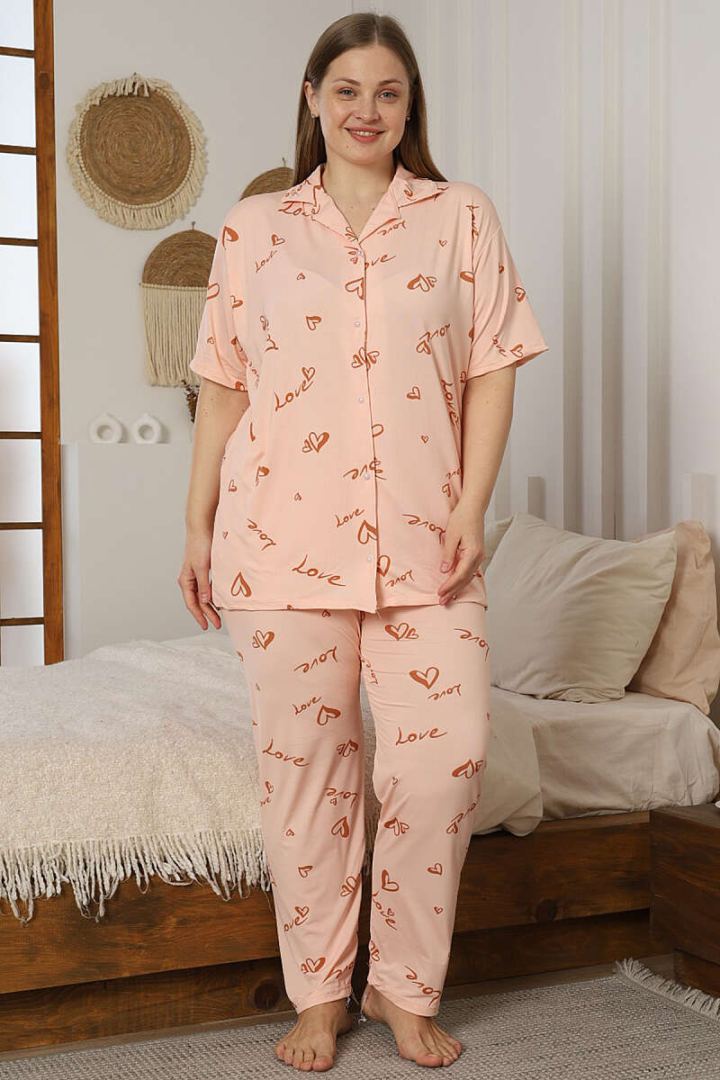 Love Yazılı Düğmeli Büyük Beden Pijama Takımı Yavru Ağzı