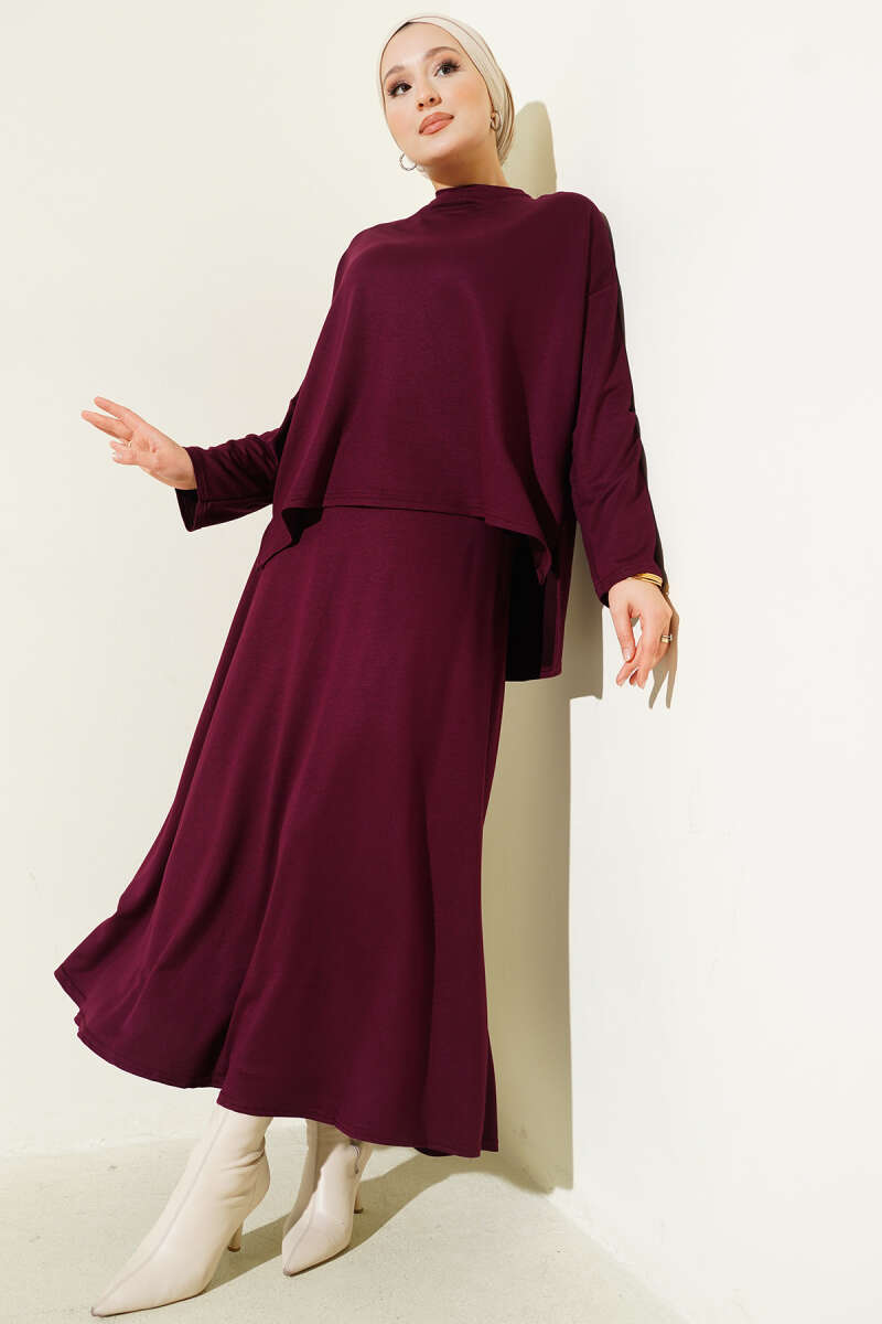 https://cdn.pazarium.com.tr/loysa-basic-tunik-etek-ikili-takim-murdum-702306-17-B.jpg