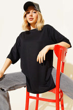 https://cdn.pazarium.com.tr/loysa-duble-kol-yirtmacli-t-shirt-siyah-778546-19-B.jpg