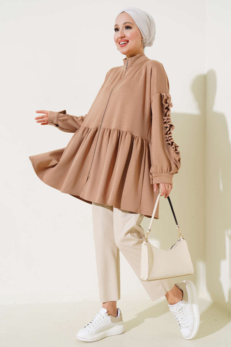 https://cdn.pazarium.com.tr/loysa-kol-firfirli-hirka-camel-556138-13-B.jpg