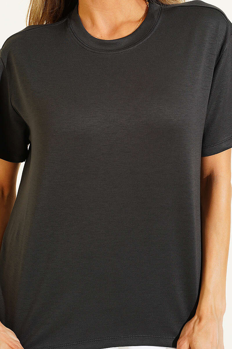Loyşa Omuz Dikişli T-shirt