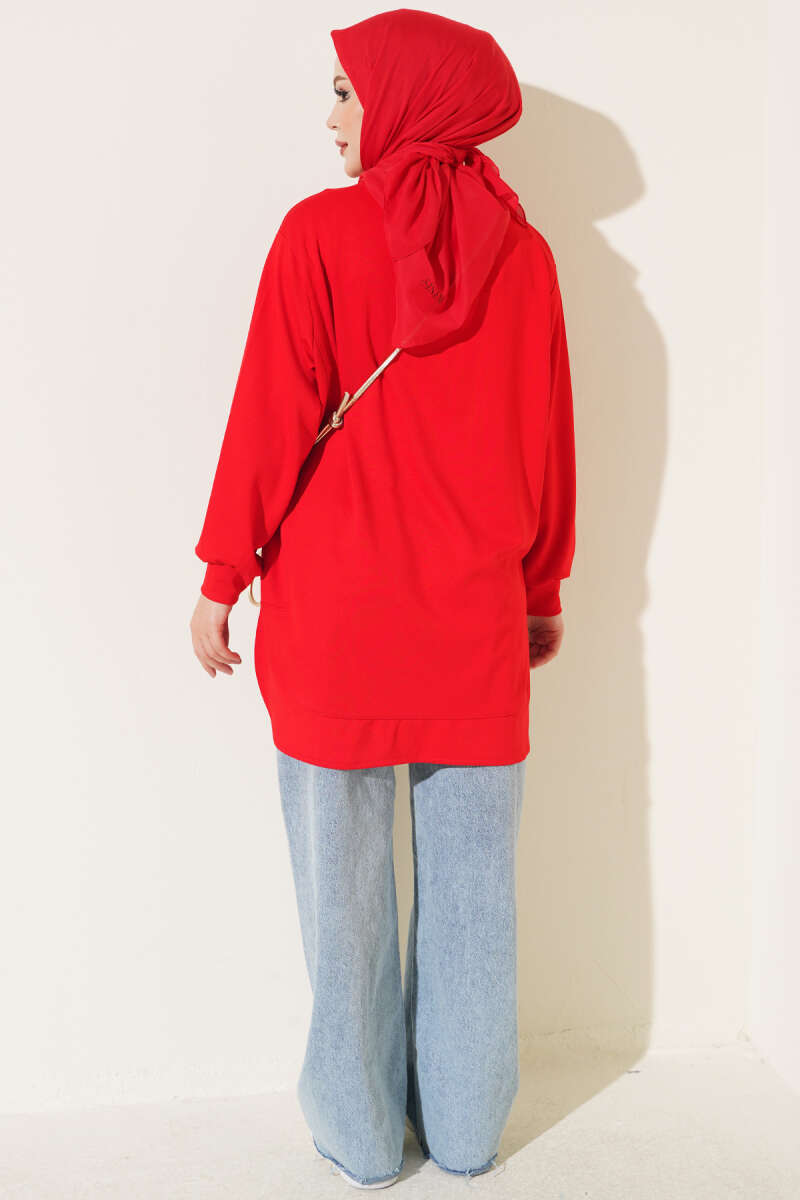 https://cdn.pazarium.com.tr/loysa-oval-kesim-oversize-tunik-kirmizi-833734-20-B.jpg