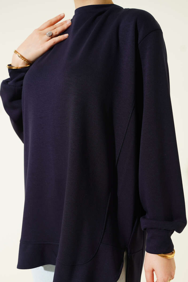 https://cdn.pazarium.com.tr/loysa-oval-kesim-oversize-tunik-lacivert-707149-17-B.jpg