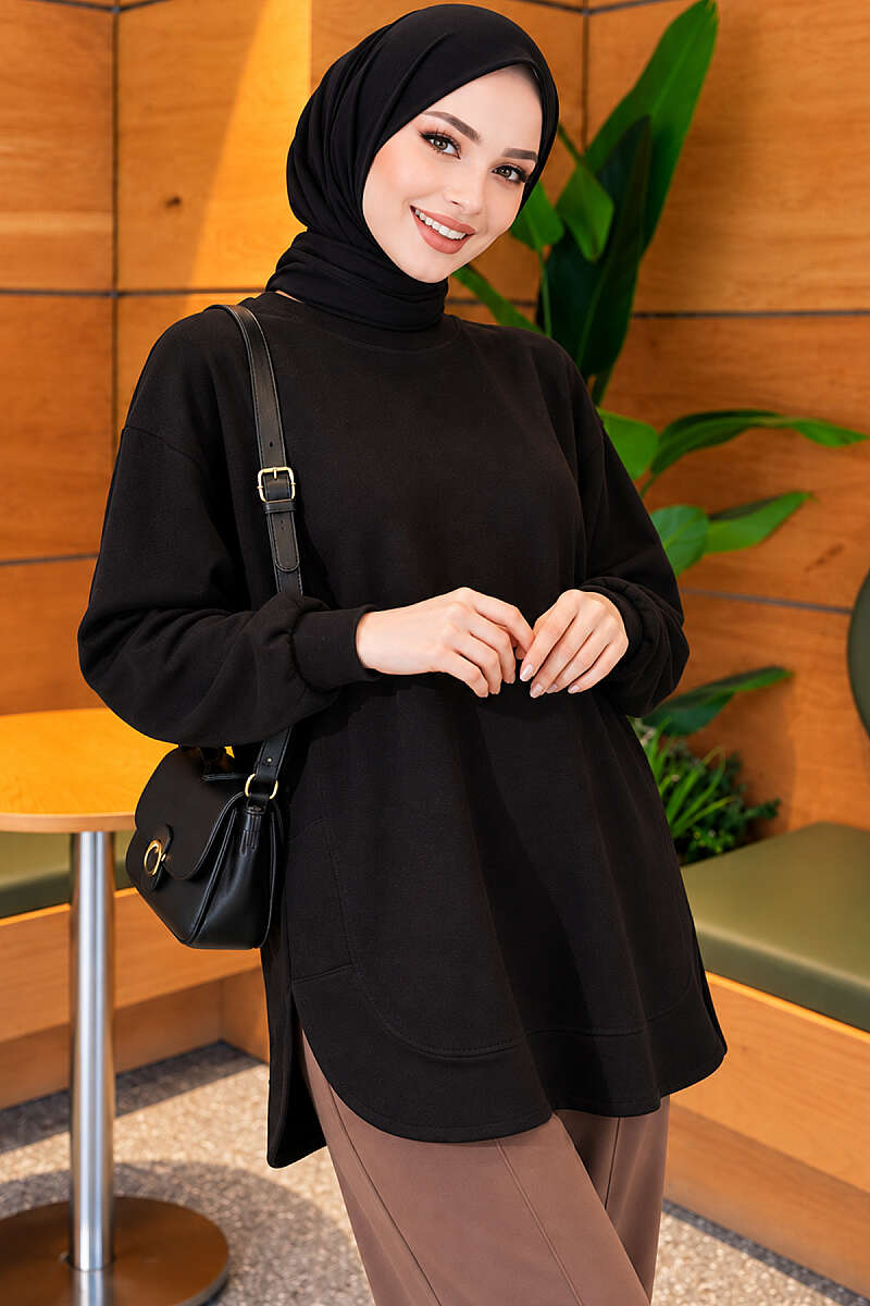 https://cdn.pazarium.com.tr/loysa-oval-kesim-oversize-tunik-siyah-841374-17-B.jpg