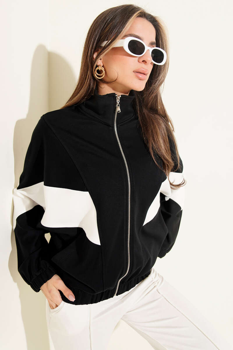 Loyşa Gestreifte Strickjacke in Übergröße