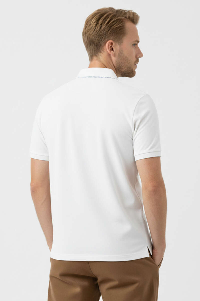 https://cdn.pazarium.com.tr/loysa-polo-yaka-dugmeli-t-shirt-ekru-739385-18-B.jpg