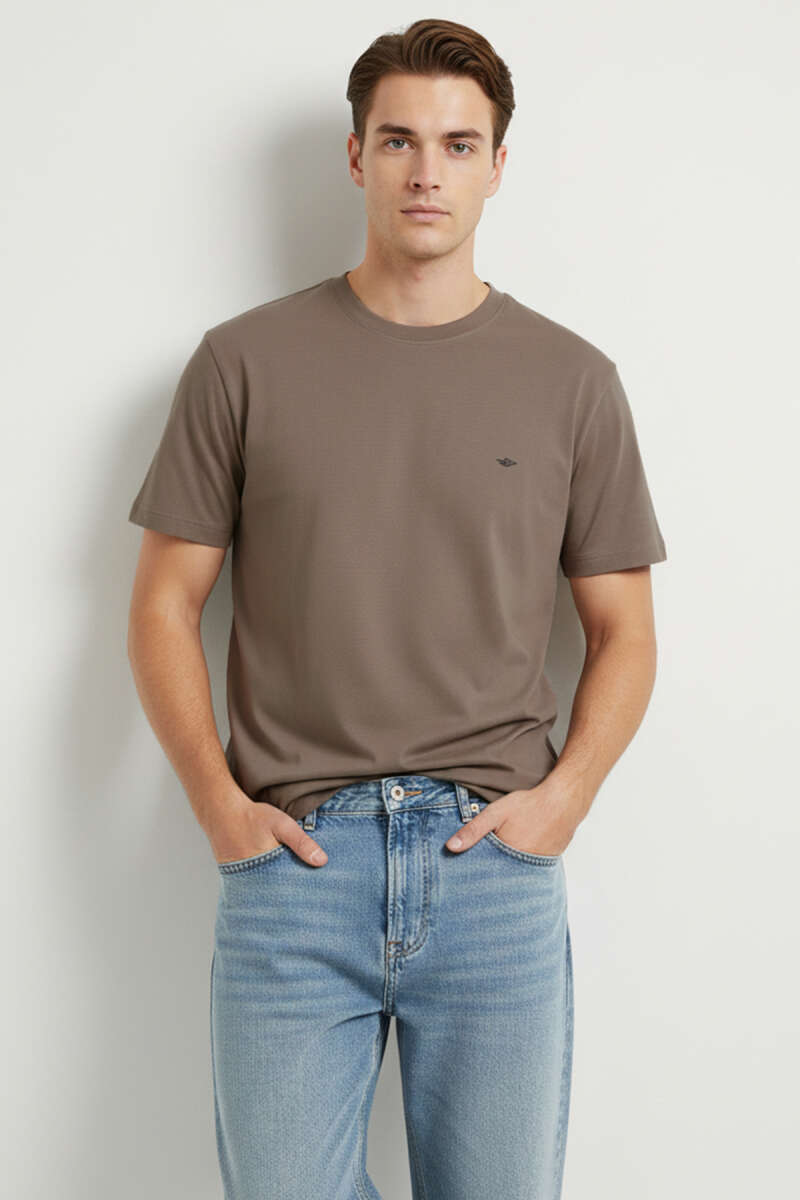 Loyşa Yaka Logolu Erkek T-shirt