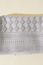 https://cdn.pazarium.com.tr/luks-ayak-havlusu-gri-583423-13-B.jpg