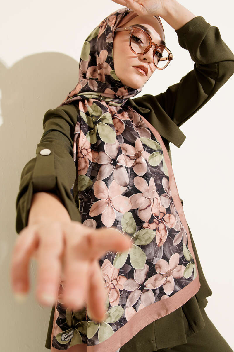 Manolya Desen Şal
