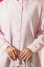 https://cdn.pazarium.com.tr/manset-dugmeli-cizgili-gomlek-pembe-814909-20-B.jpg