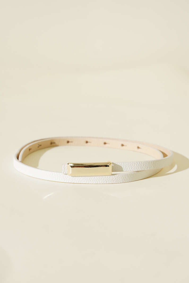 https://cdn.pazarium.com.tr/metal-dikdortgen-tokali-ince-kemer-beyaz-642964-15-B.jpg
