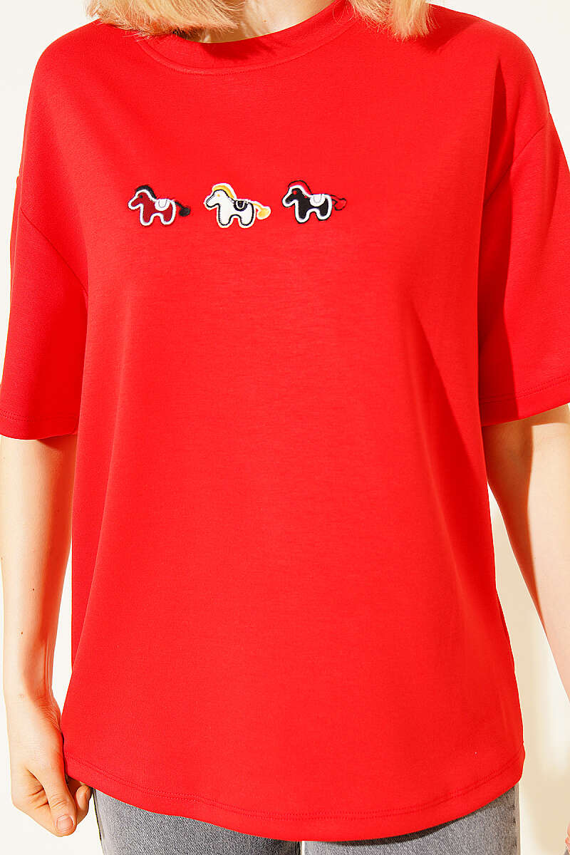 Midilli Nakışlı Modal T-shirt Kırmızı