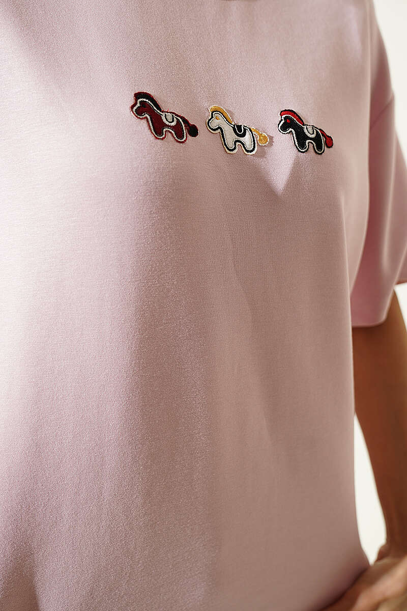 Midilli Nakışlı Modal T-shirt