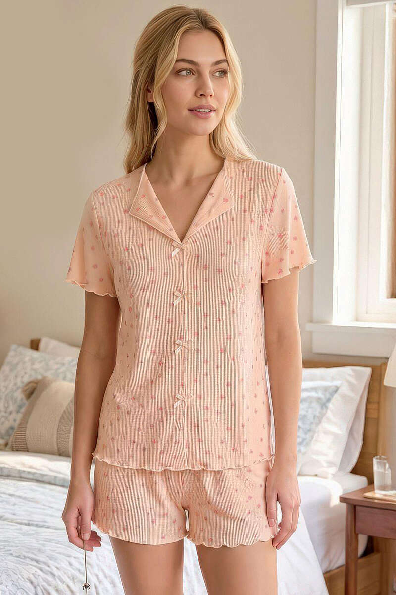 Mini Çiçekli Şortlu Pijama Takımı Yavru Ağzı