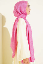 https://cdn.pazarium.com.tr/monogram-desenli-kras-sal-pembe-813782-20-B.jpg