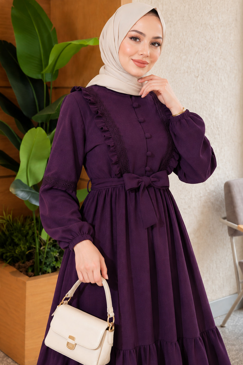 Brit - Robe boutonnée en guipure