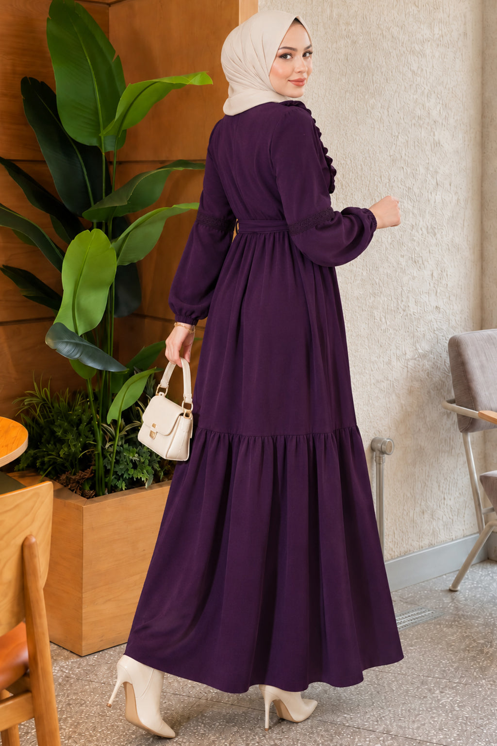 Brit - Robe boutonnée en guipure